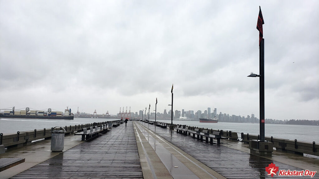 Burrard Dry Dock Pier 碼頭